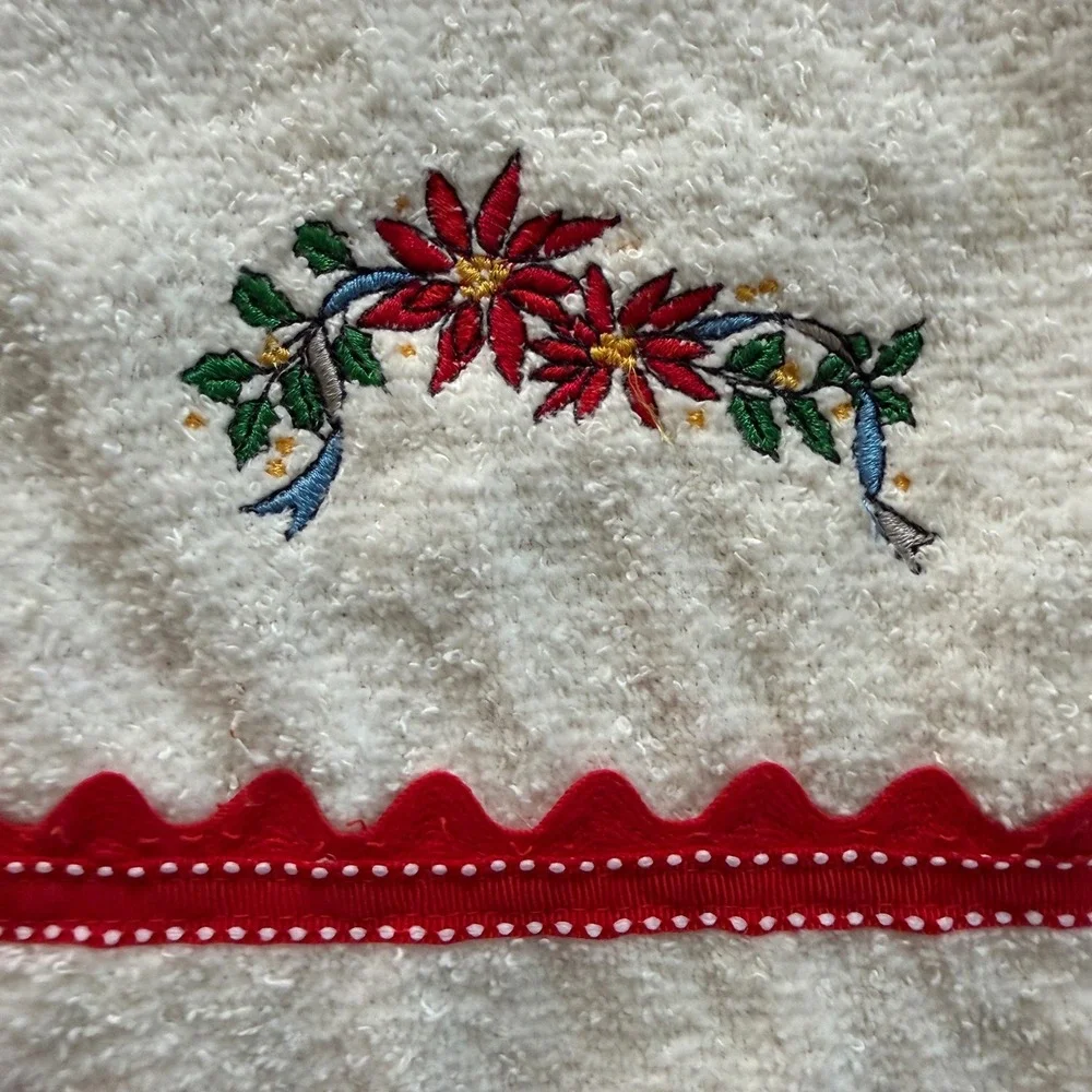 Vintage Cannon Martex Christmas Hand Towels Set 3 White‎ Cream Cotton Fringed